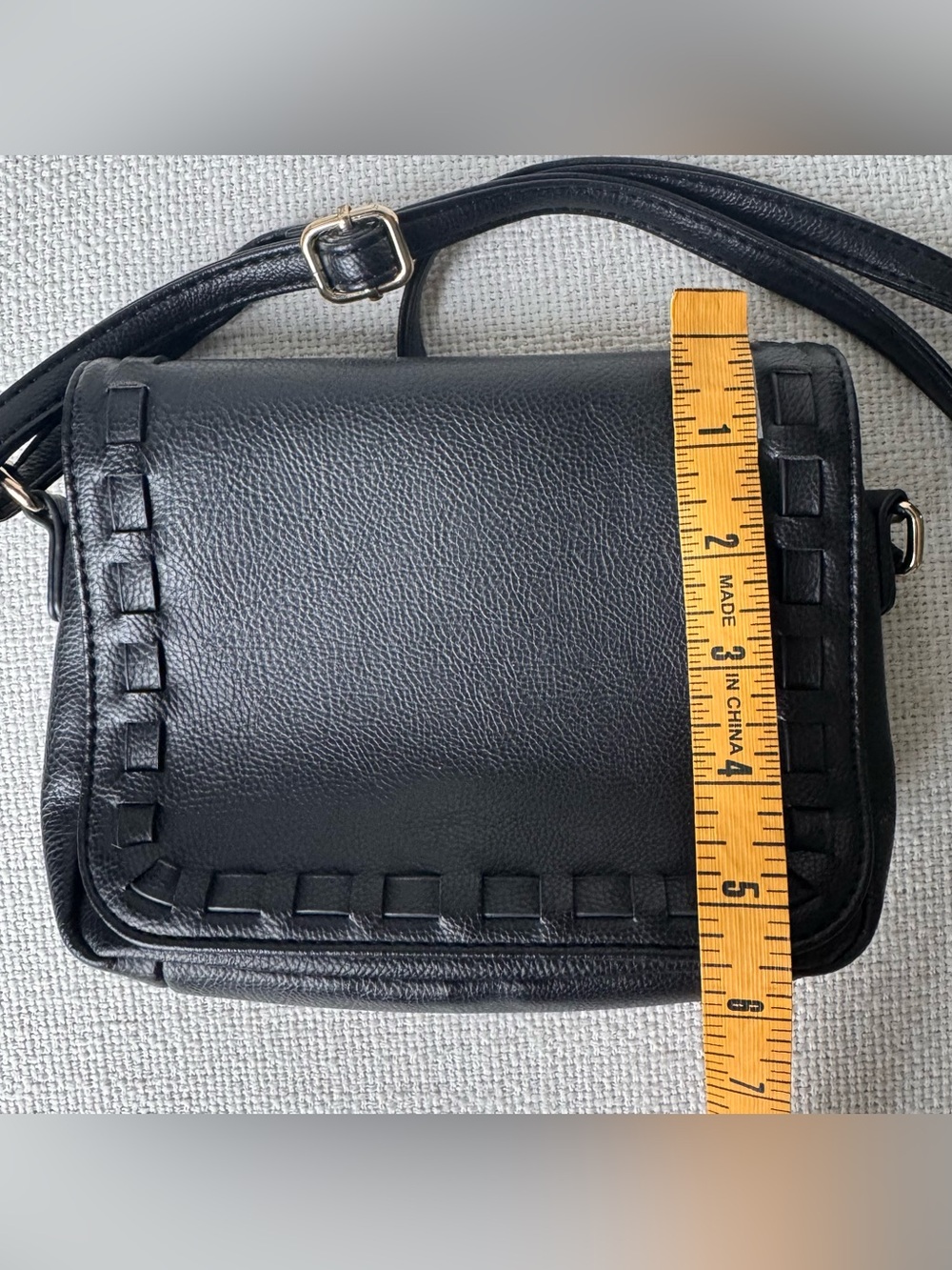JustFab Black Woven-Edge Crossbody Bag - Picture 10 of 11